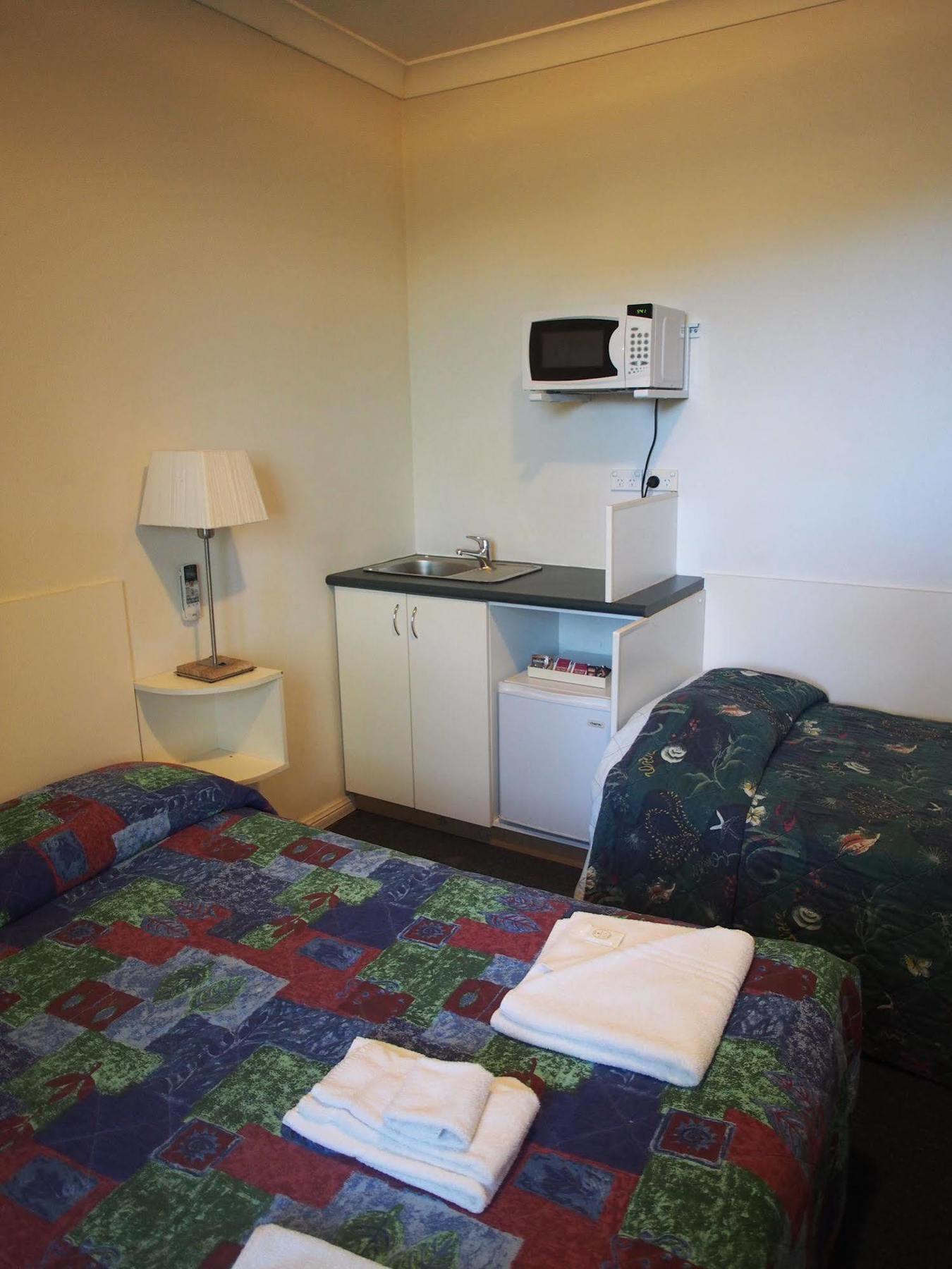 Linwood Lodge Motel Сидни Екстериор снимка
